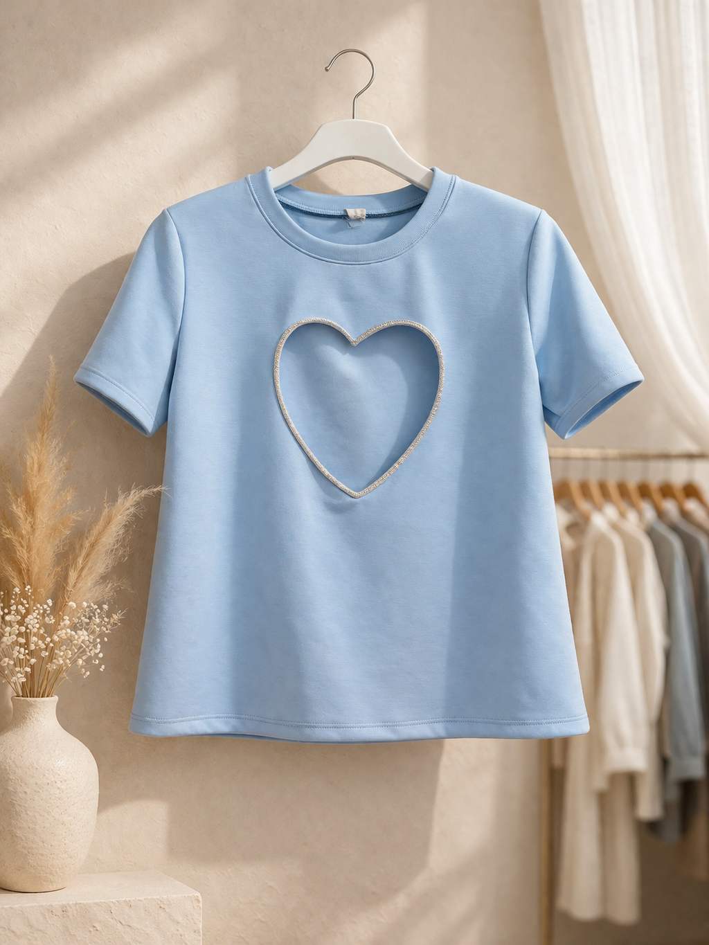 T-SHIRT HEART LINE
